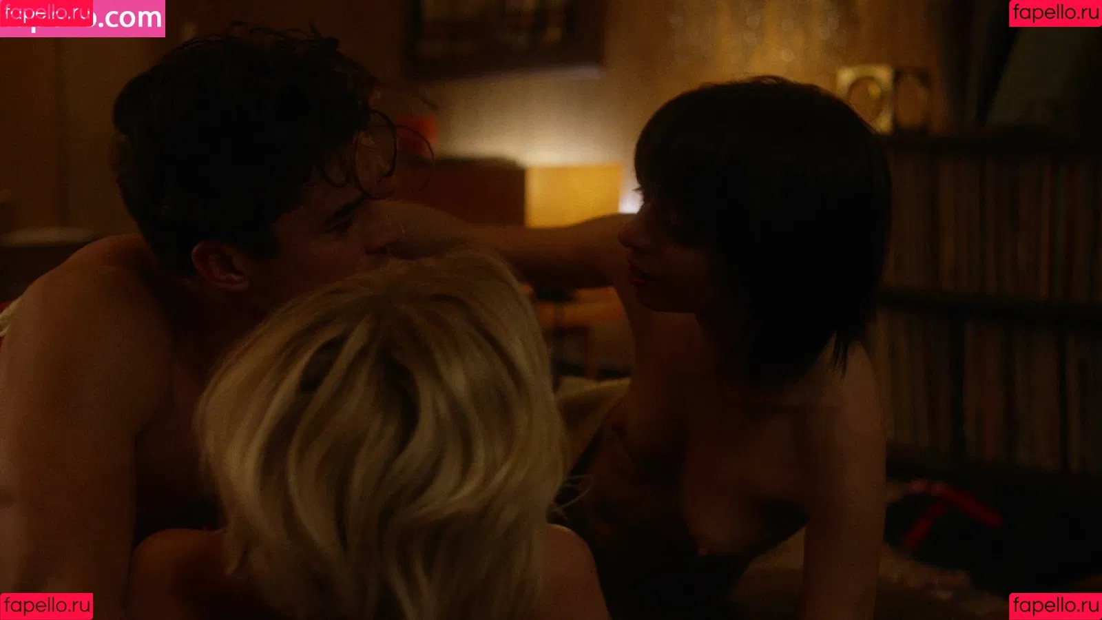 Kate Micucci Onlyfans Photo Gallery 
