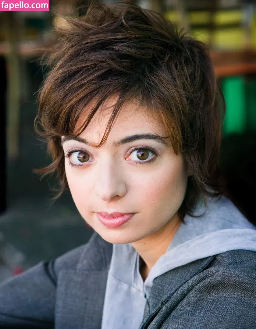 Kate Micucci Onlyfans Photo Gallery 