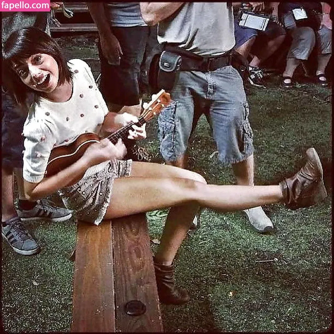 Kate Micucci Onlyfans Photo Gallery 