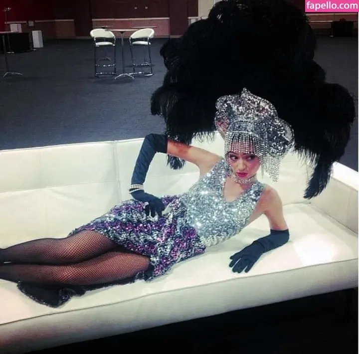 Kate Micucci Onlyfans Photo Gallery 