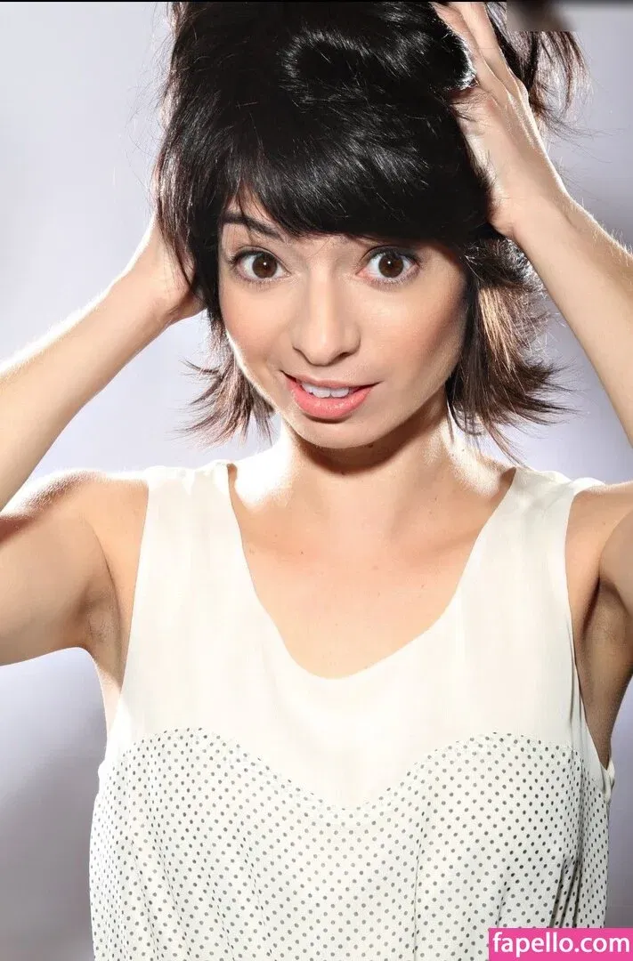 Kate Micucci Onlyfans Photo Gallery 