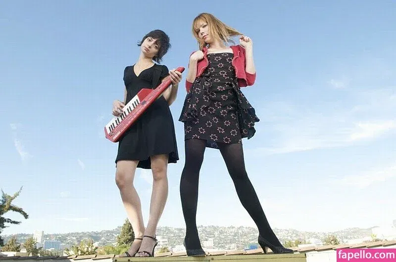 Kate Micucci Onlyfans Photo Gallery 