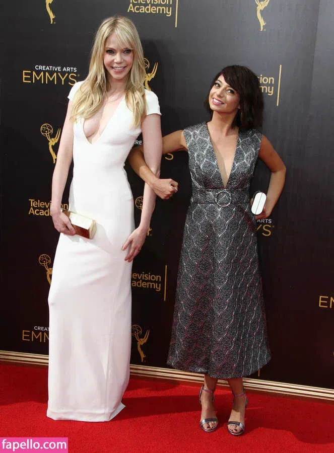 Kate Micucci Onlyfans Photo Gallery 