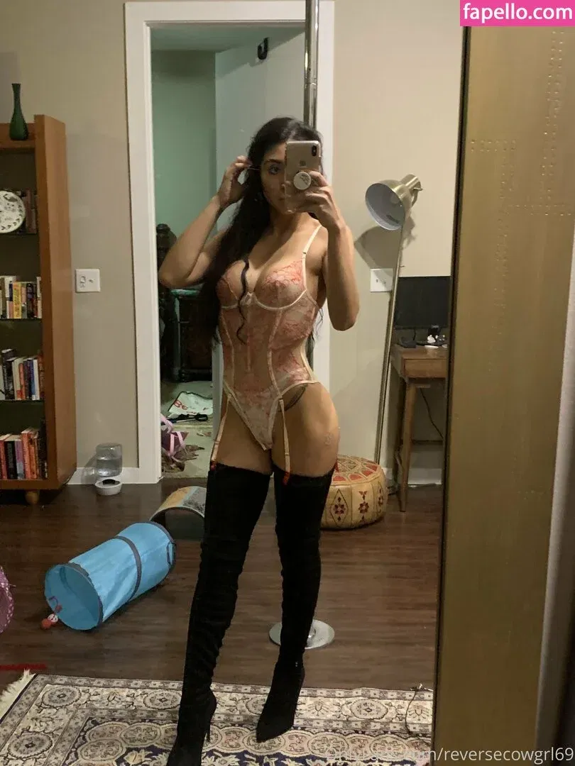 reversecowgrl69 Onlyfans Photo Gallery 