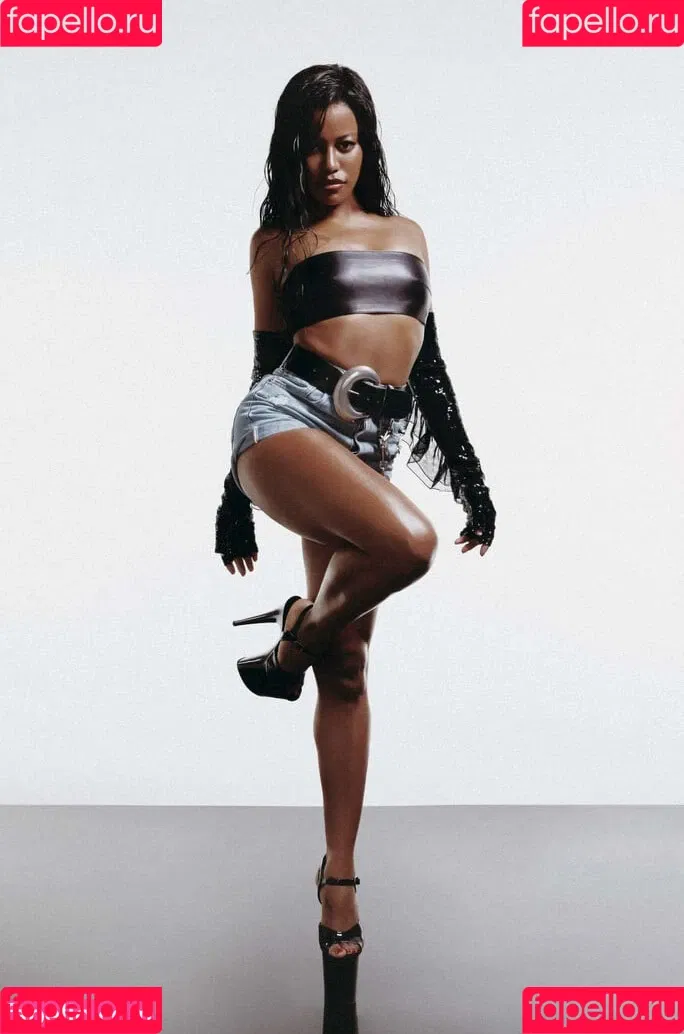 Taylour Paige Onlyfans Photo Gallery 