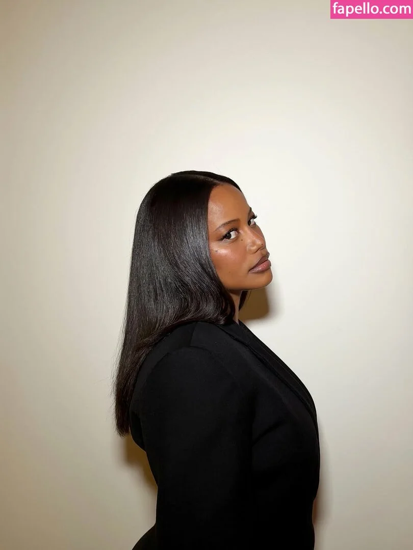 Taylour Paige Onlyfans Photo Gallery 