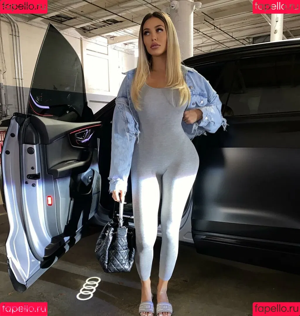 Renee Estella Onlyfans Photo Gallery 