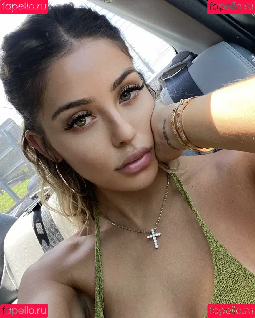 Renee Estella Onlyfans Photo Gallery 