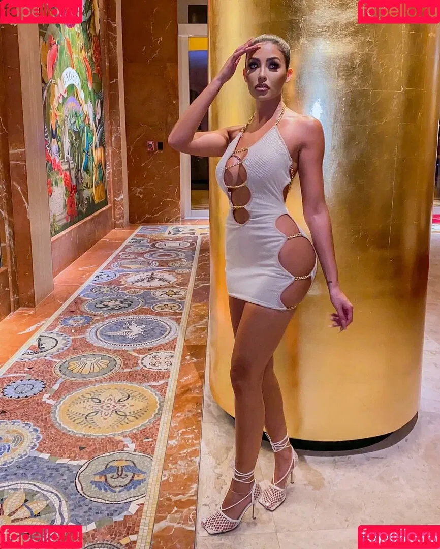 Renee Estella Onlyfans Photo Gallery 