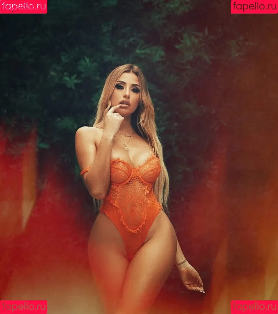 Renee Estella Onlyfans Photo Gallery 