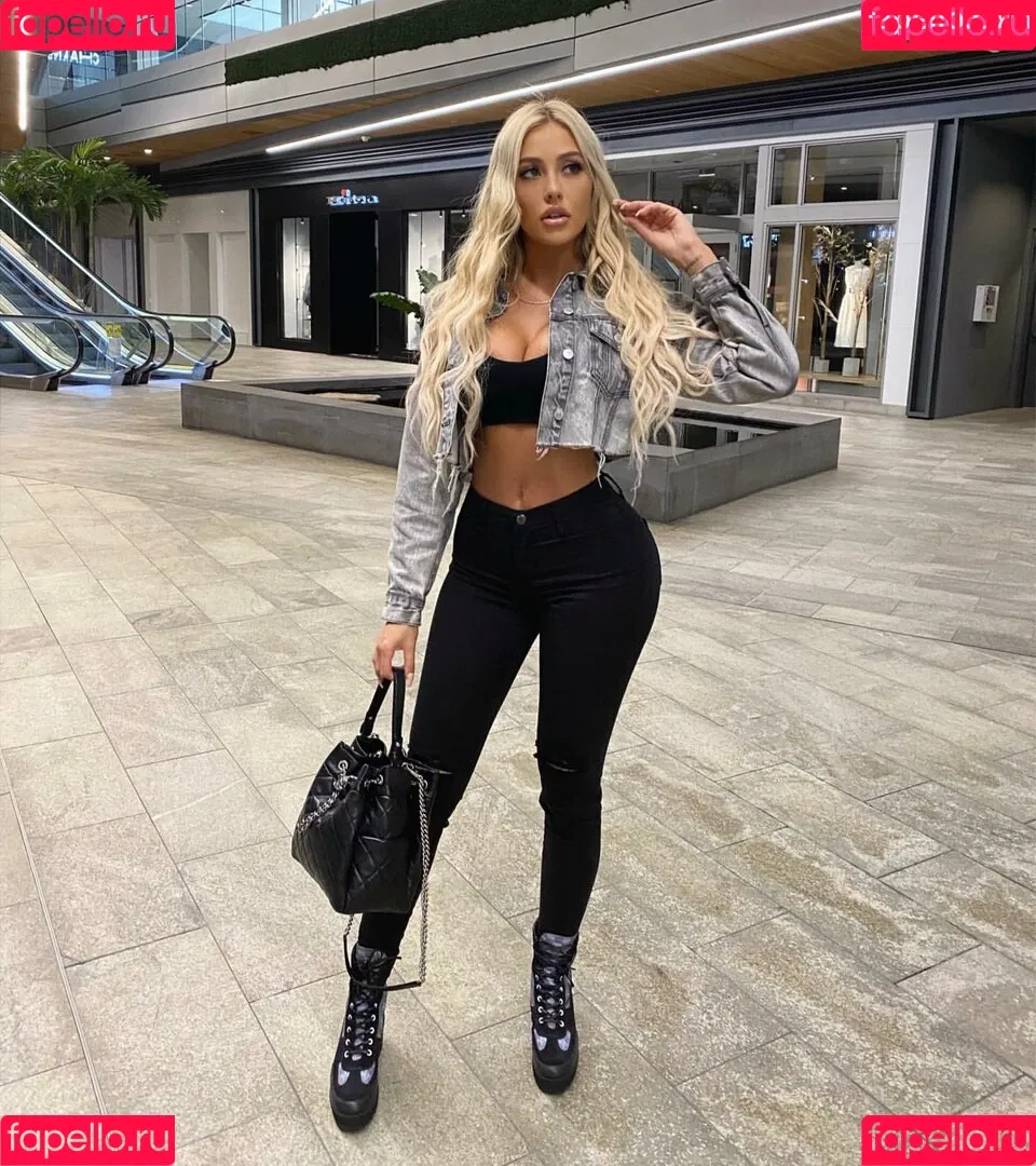 Renee Estella Onlyfans Photo Gallery 