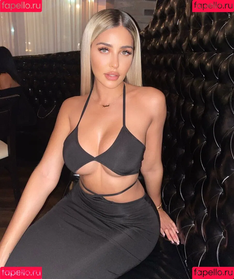 Renee Estella Onlyfans Photo Gallery 