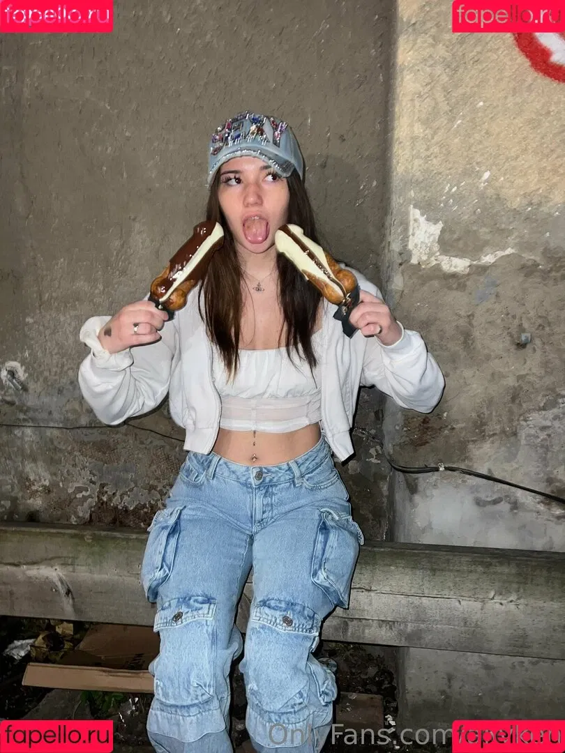 allyken Onlyfans Photo Gallery 