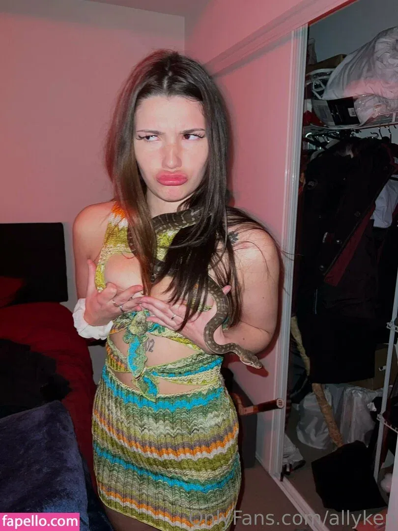 allyken Onlyfans Photo Gallery 