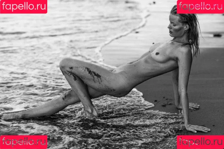 Caroline Winberg Onlyfans Photo Gallery 