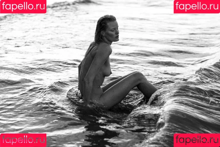 Caroline Winberg Onlyfans Photo Gallery 