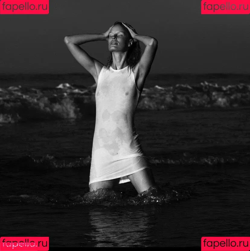 Caroline Winberg Onlyfans Photo Gallery 