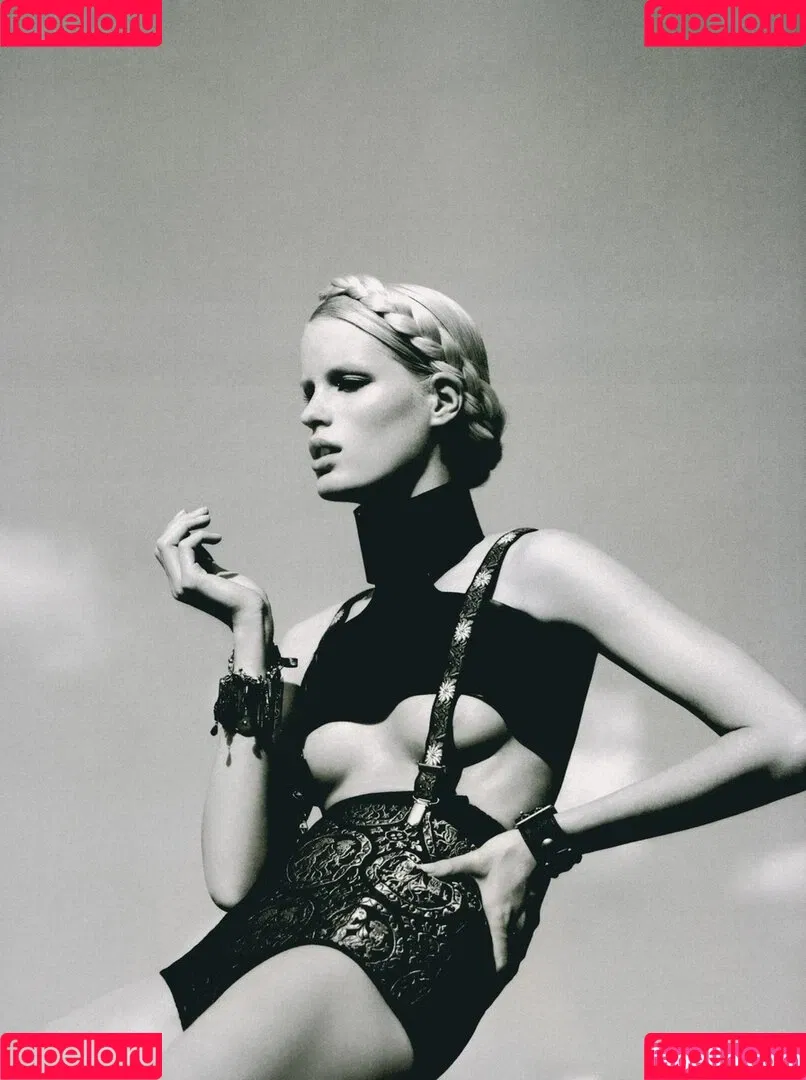Caroline Winberg Onlyfans Photo Gallery 