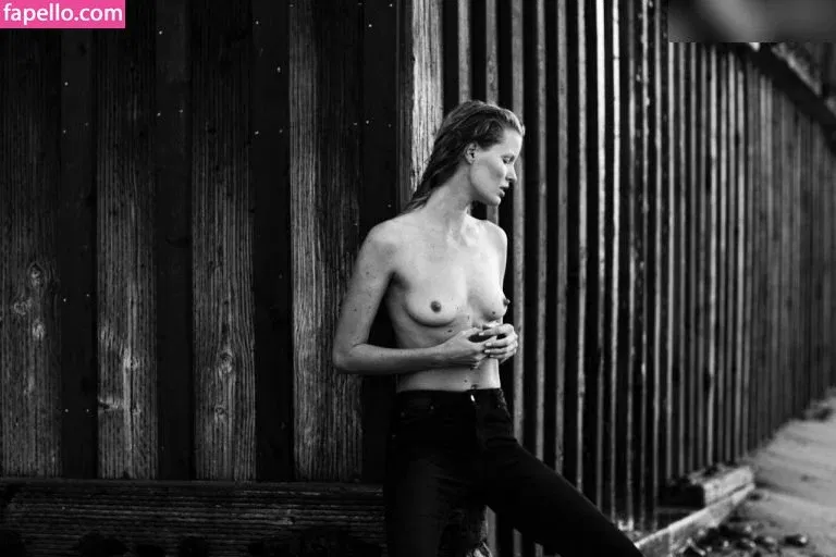 Caroline Winberg Onlyfans Photo Gallery 