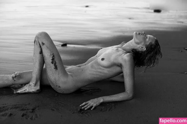 Caroline Winberg Onlyfans Photo Gallery 