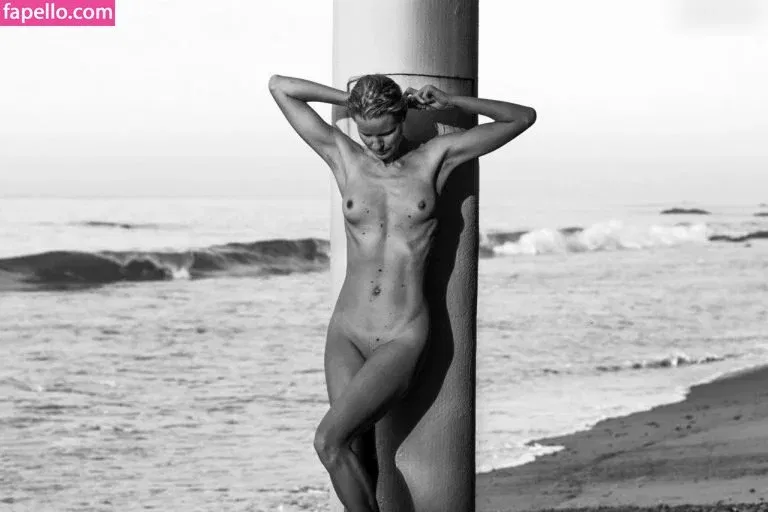 Caroline Winberg Onlyfans Photo Gallery 