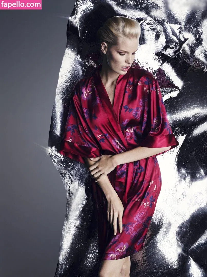 Caroline Winberg Onlyfans Photo Gallery 