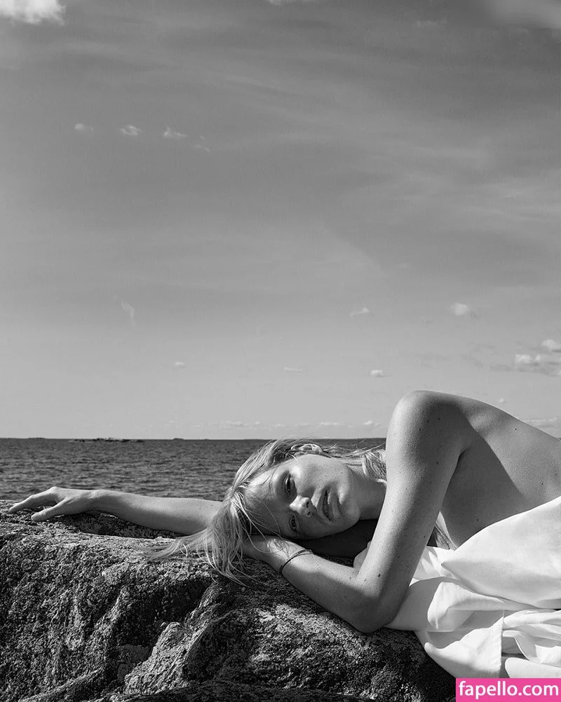 Caroline Winberg Onlyfans Photo Gallery 