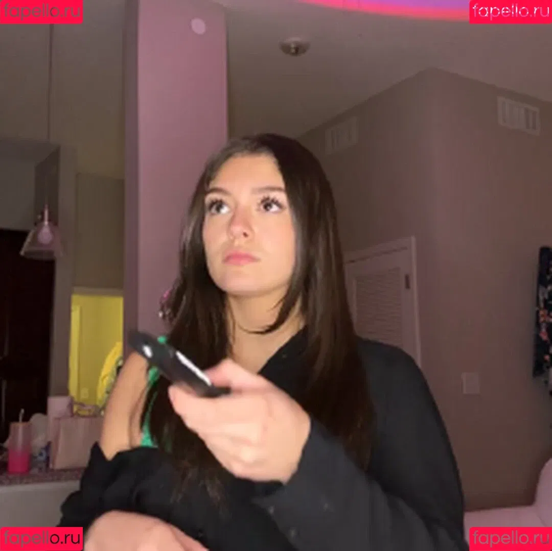 Bria ASMR Onlyfans Photo Gallery 