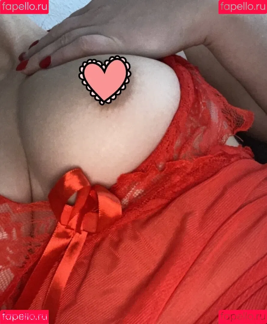 Taraxes / Bea69_98 Onlyfans Photo Gallery 