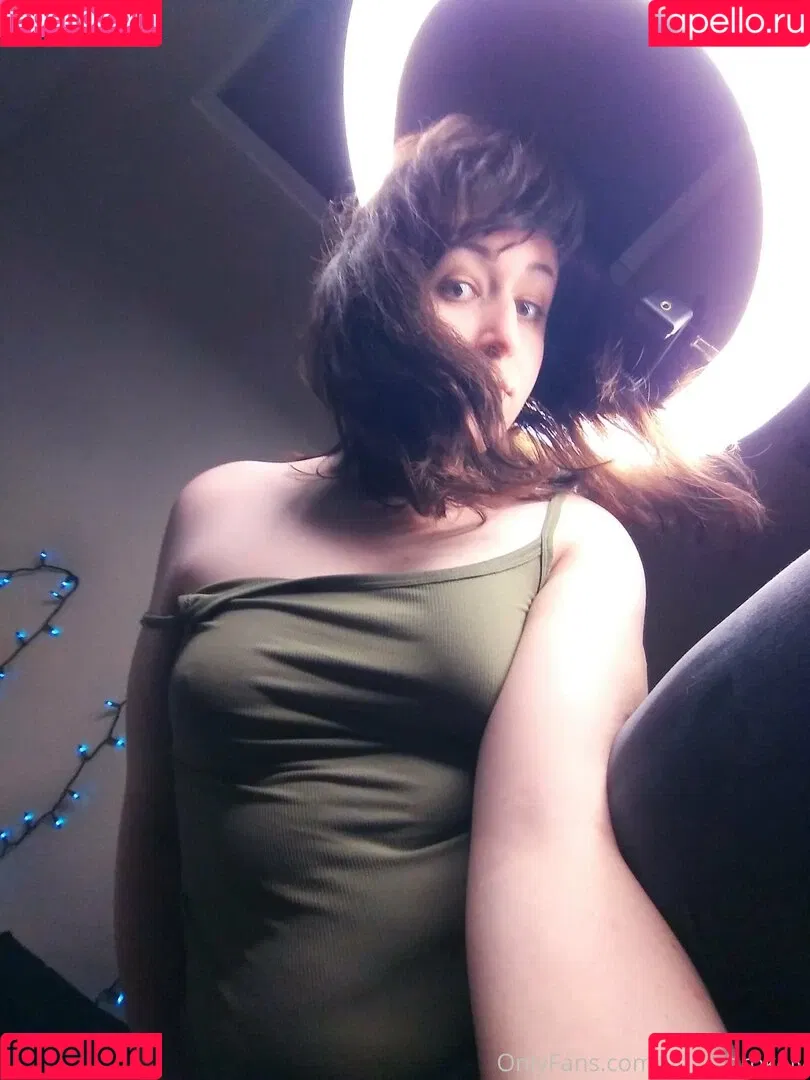anniebrokely Onlyfans Photo Gallery 
