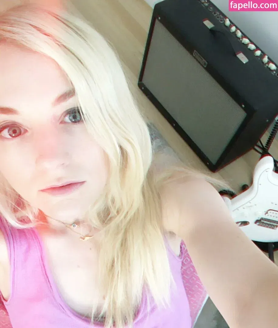 Kahina Onlyfans Photo Gallery 