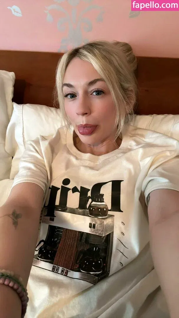 Kahina Onlyfans Photo Gallery 