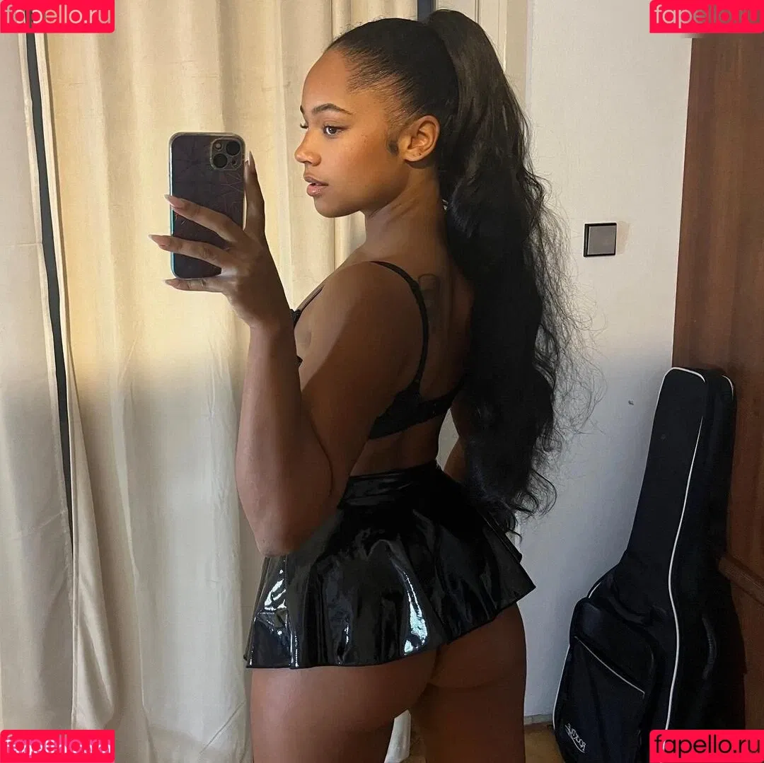 Flora Farrell Onlyfans Photo Gallery 
