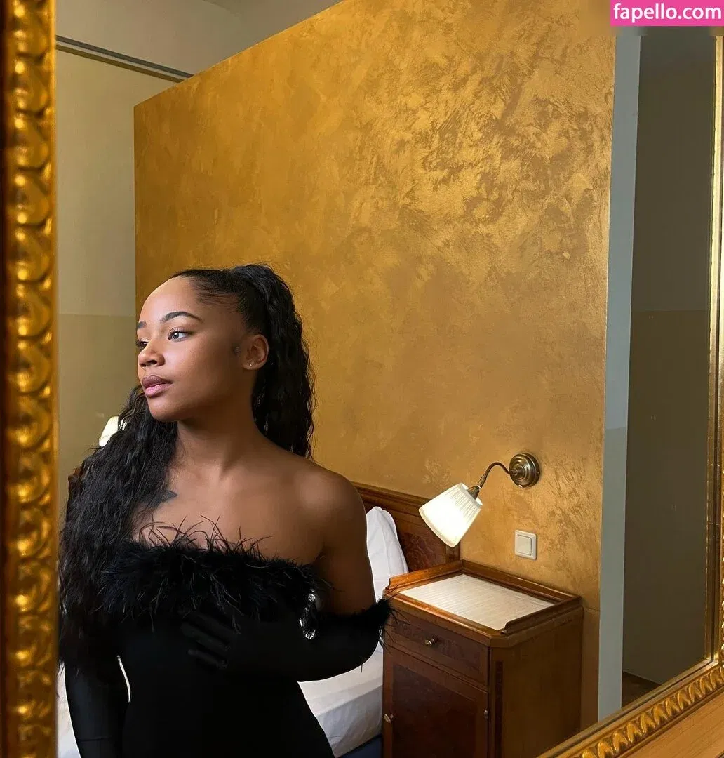 Flora Farrell Onlyfans Photo Gallery 