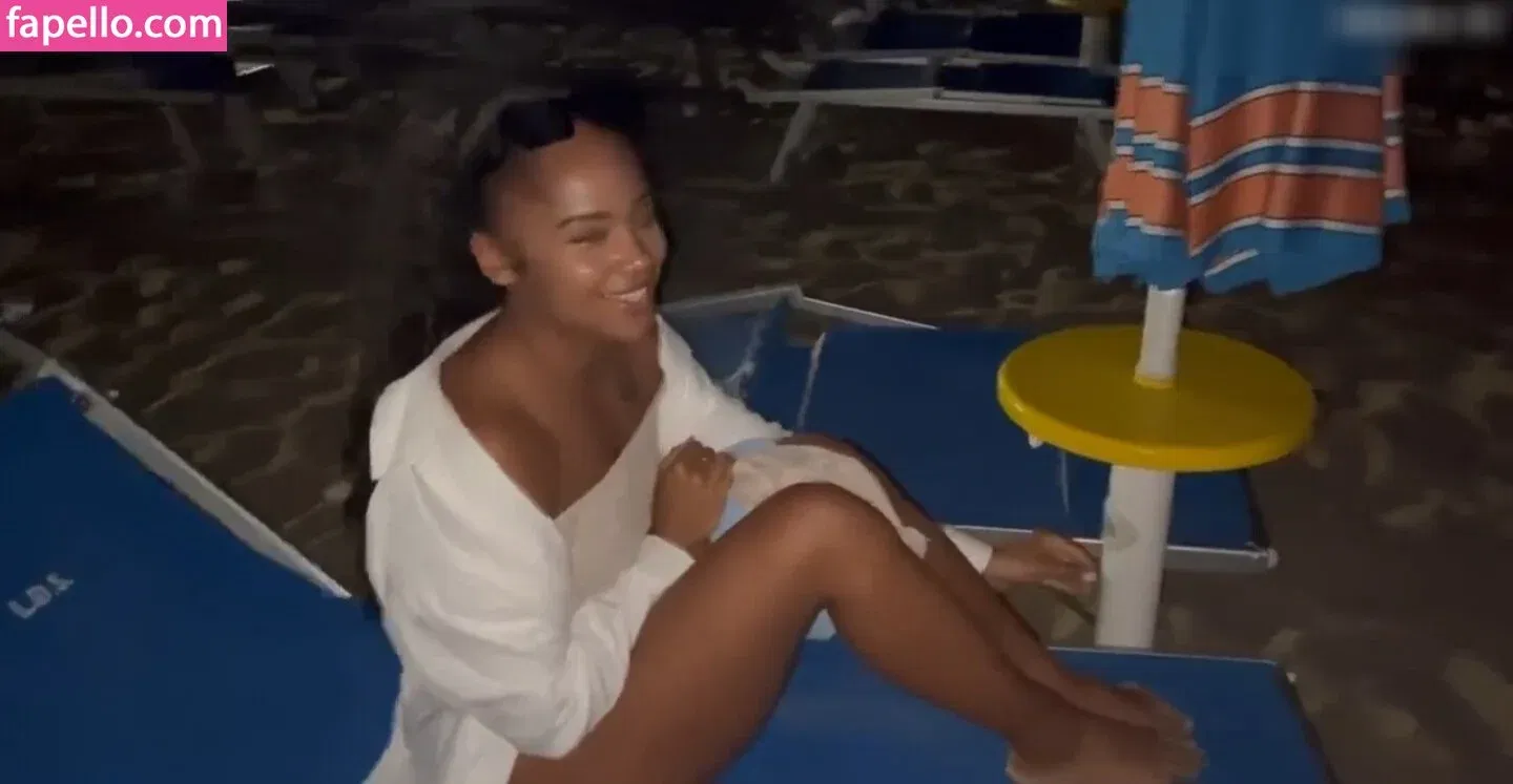 Flora Farrell Onlyfans Photo Gallery 