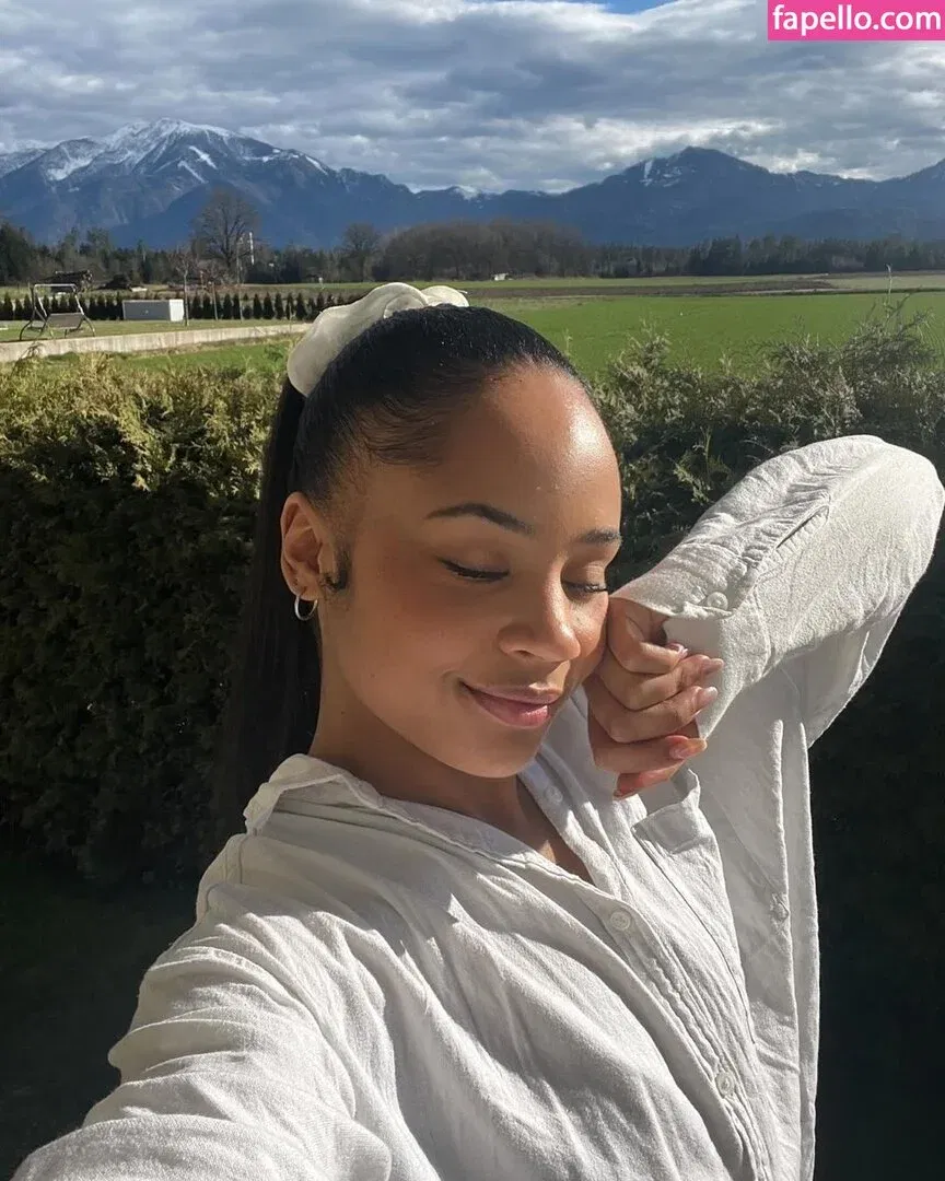 Flora Farrell Onlyfans Photo Gallery 