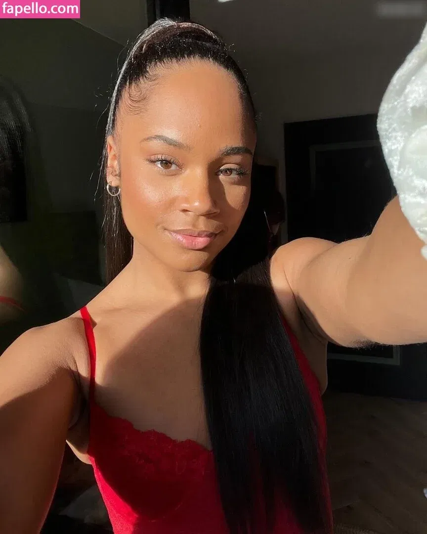 Flora Farrell Onlyfans Photo Gallery 