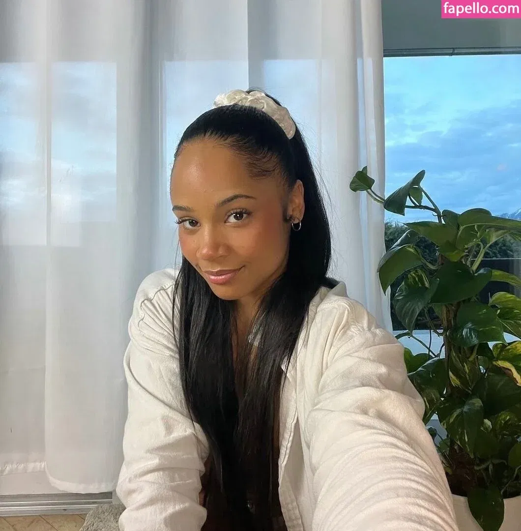 Flora Farrell Onlyfans Photo Gallery 