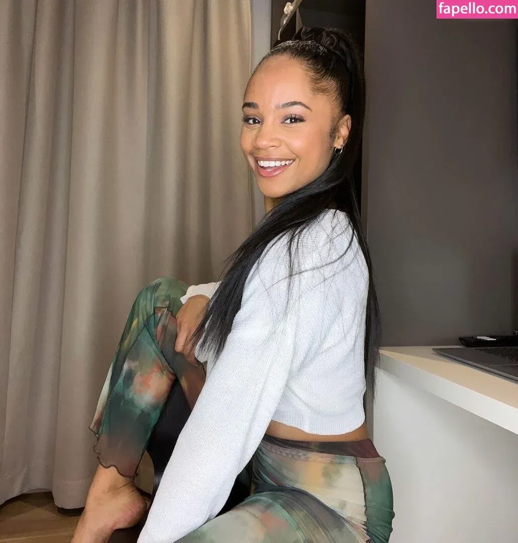 Flora Farrell Onlyfans Photo Gallery 