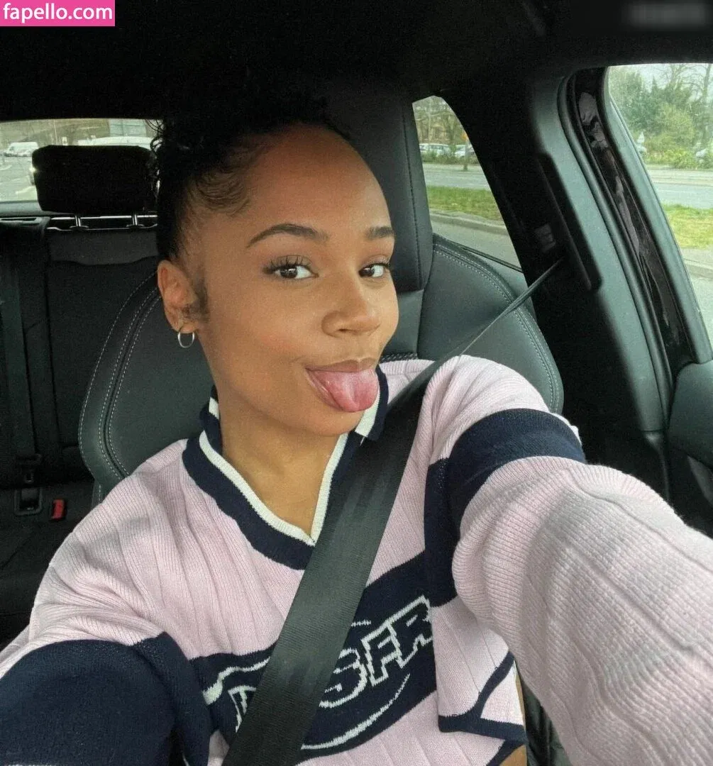 Flora Farrell Onlyfans Photo Gallery 