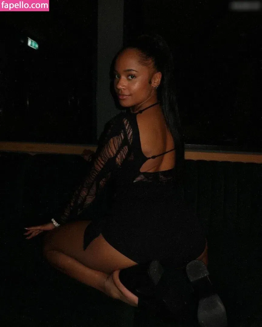 Flora Farrell Onlyfans Photo Gallery 