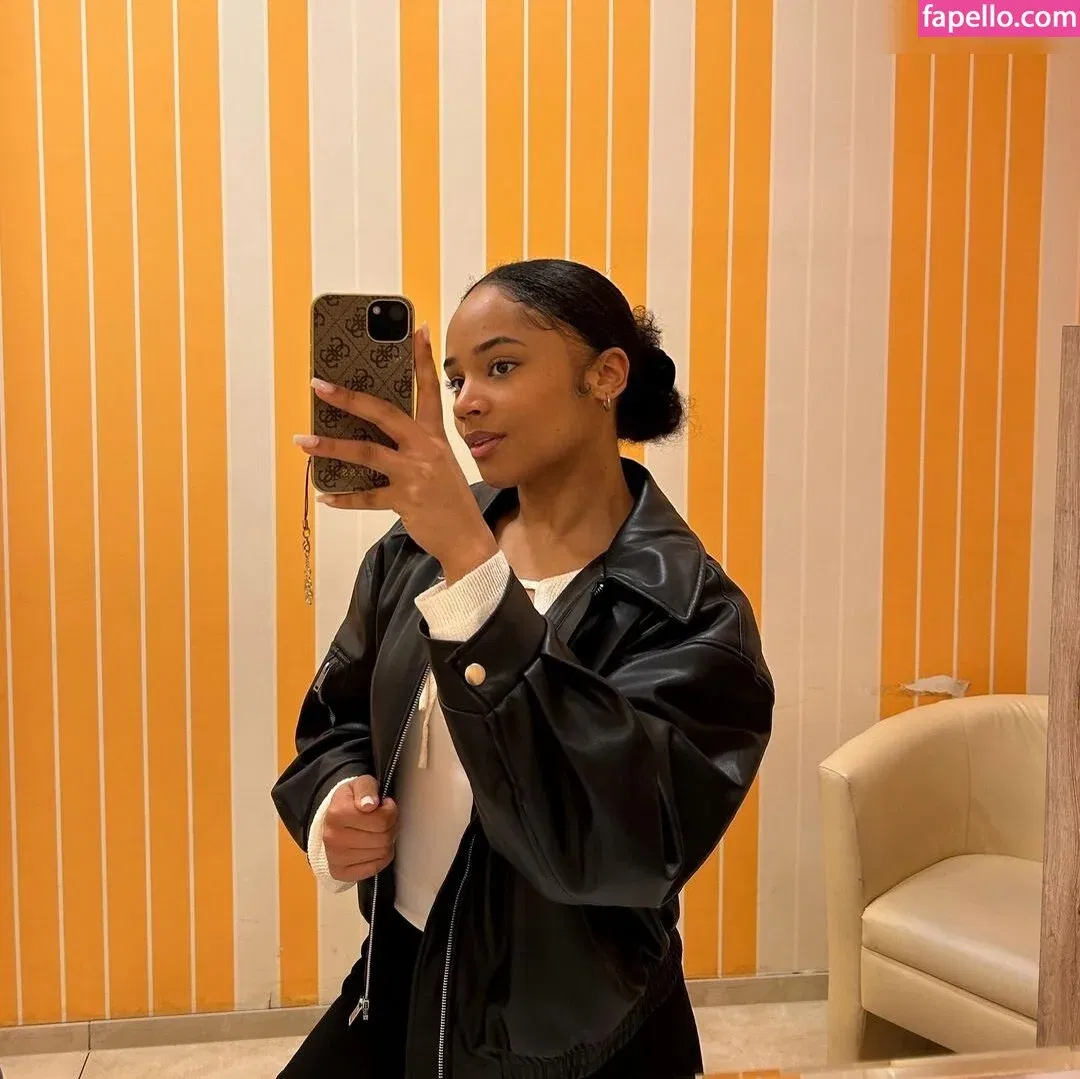 Flora Farrell Onlyfans Photo Gallery 