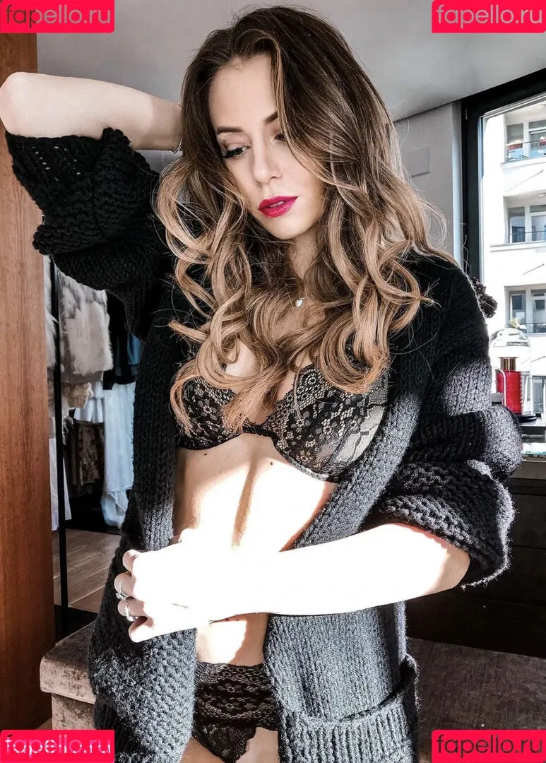 Alina Schulte im Hoff Onlyfans Photo Gallery 