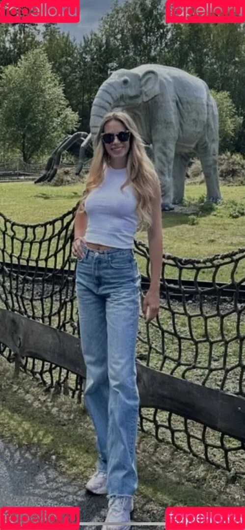 Alina Schulte im Hoff Onlyfans Photo Gallery 