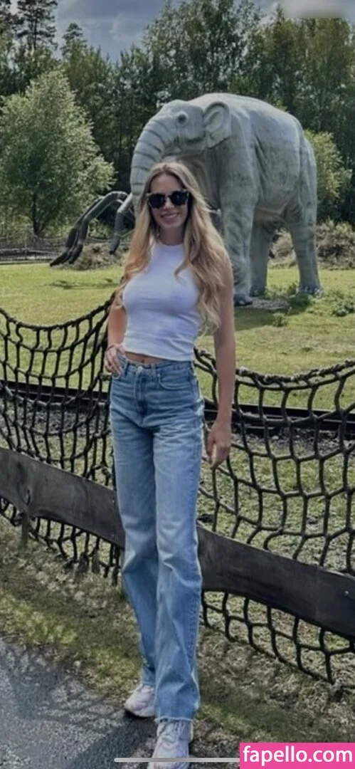 Alina Schulte im Hoff Onlyfans Photo Gallery 