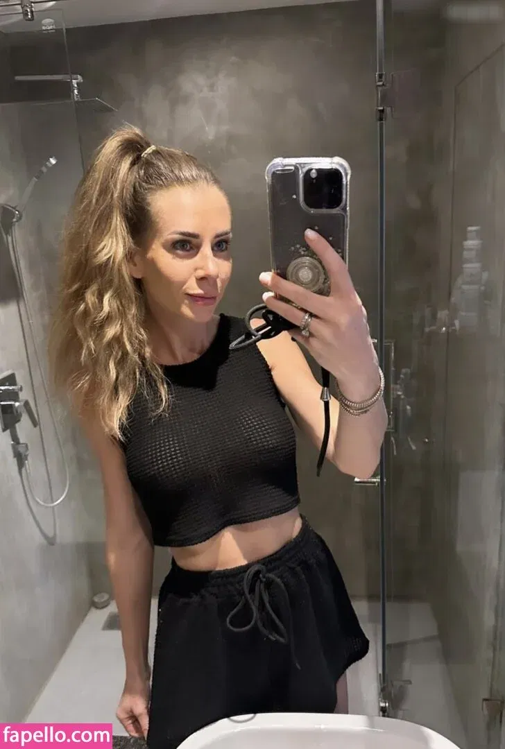 Alina Schulte im Hoff Onlyfans Photo Gallery 