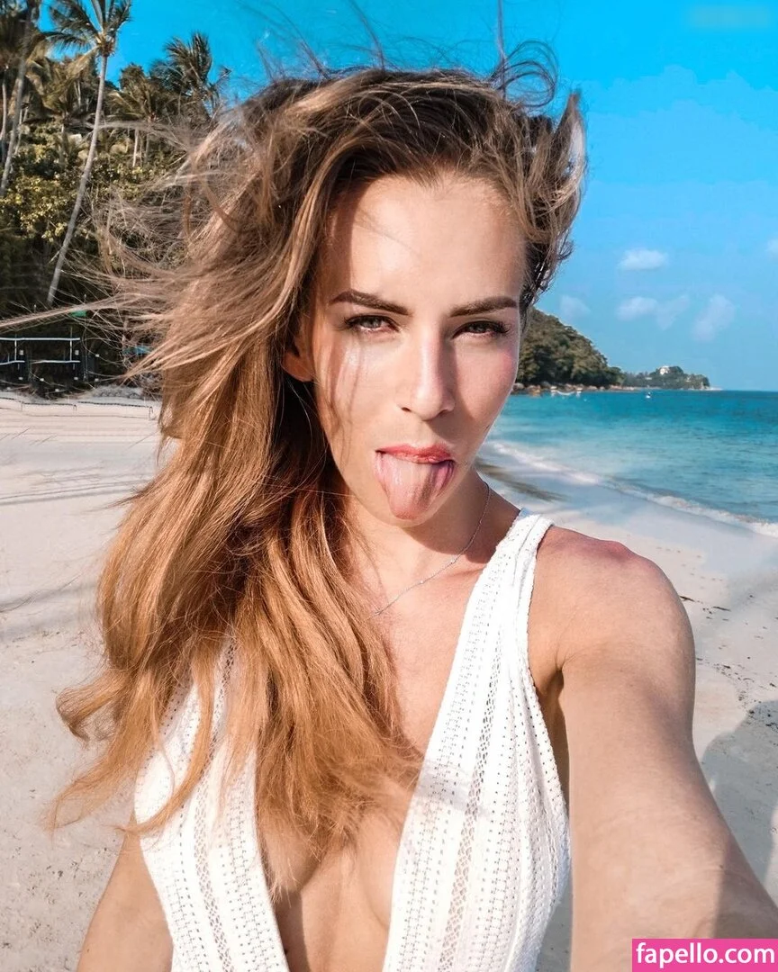 Alina Schulte im Hoff Onlyfans Photo Gallery 