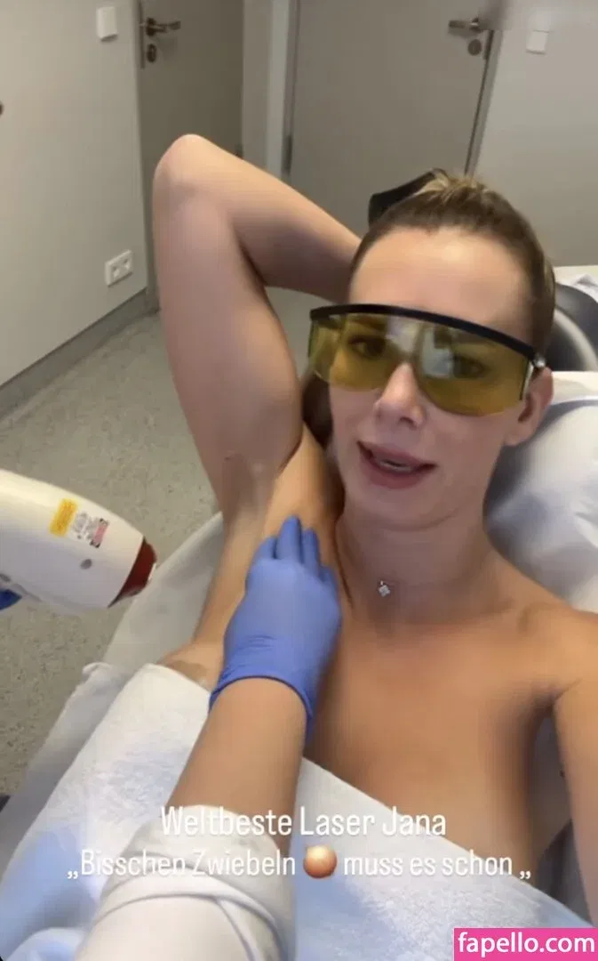 Alina Schulte im Hoff Onlyfans Photo Gallery 