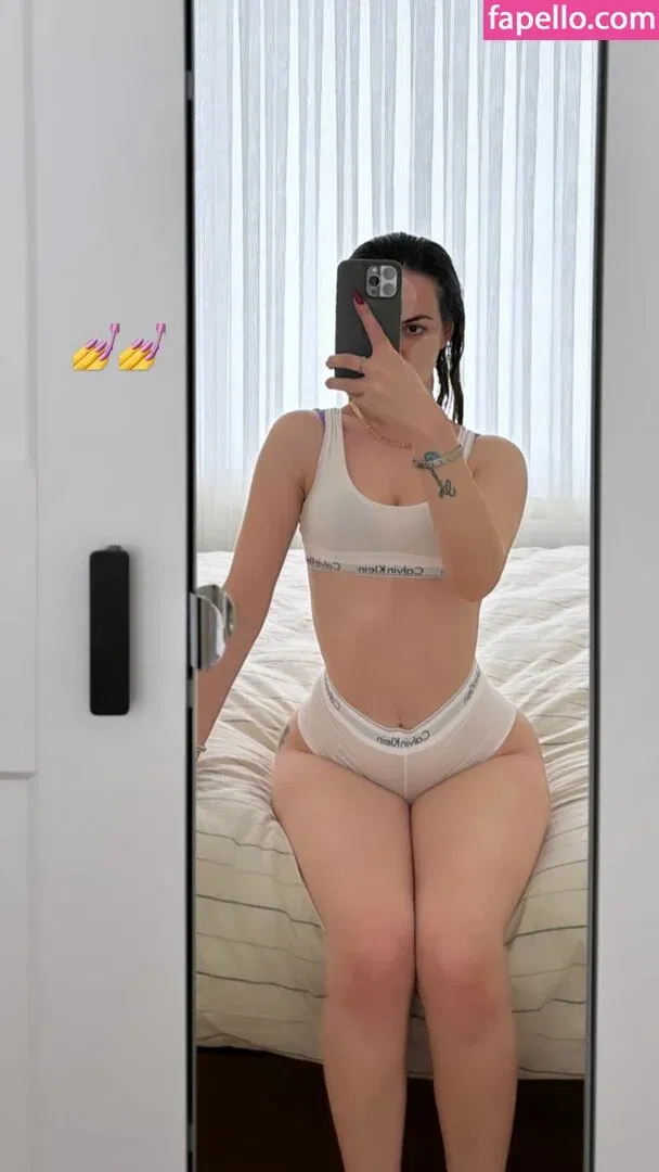 oznrgvn Onlyfans Photo Gallery 