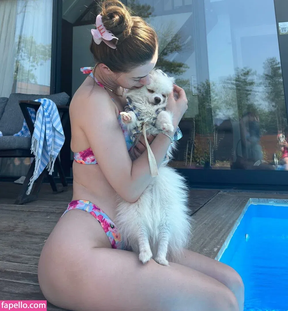 oznrgvn Onlyfans Photo Gallery 